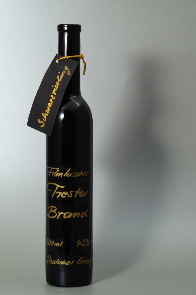 Fränkischer Rotweintrester vom Schwarzriesling